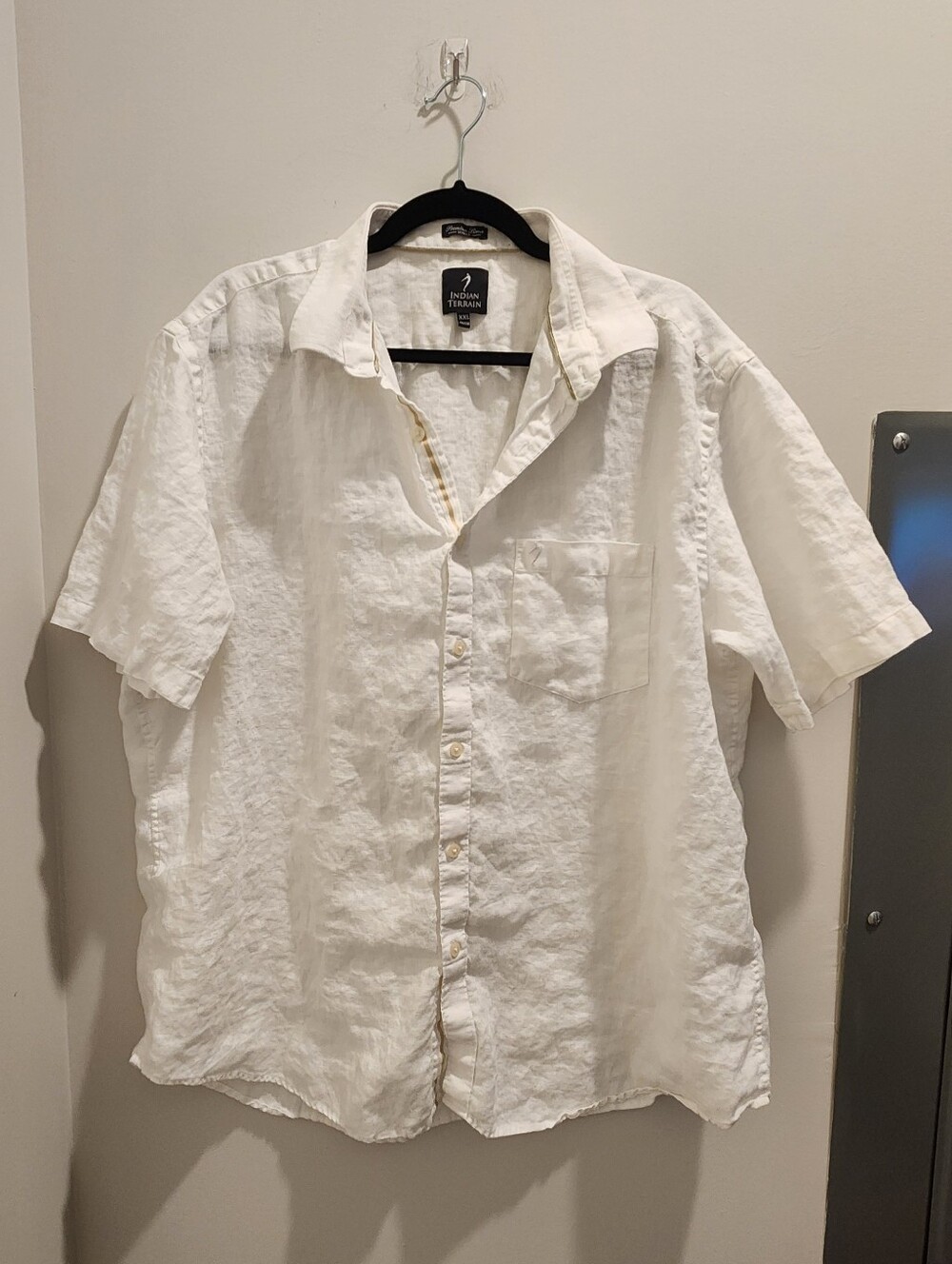 Indian Terrain Men’s White Short-Sleeve Linen Button-Down Shirt